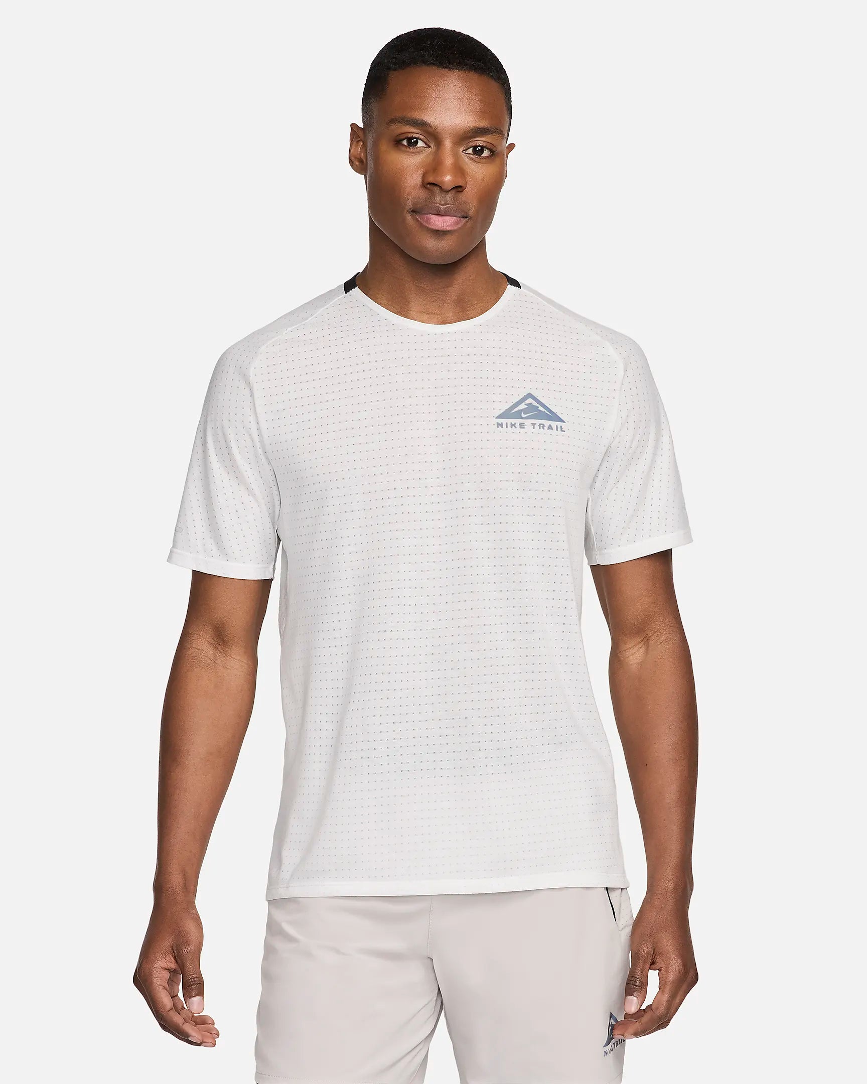 Nike DRI FIT TRAIL Solar Chase T-shirt - Mens