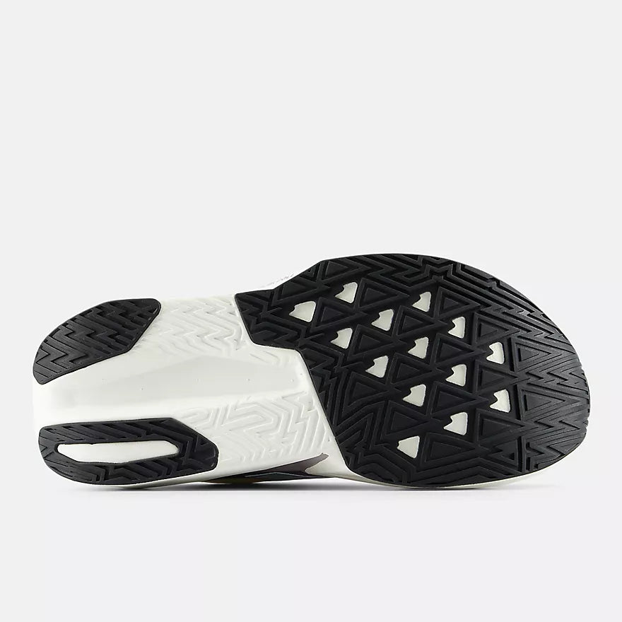New Balance FuelCell Rebel V5 - Womens