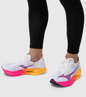MIZUNO Wave Rebellion Pro Low - Mens