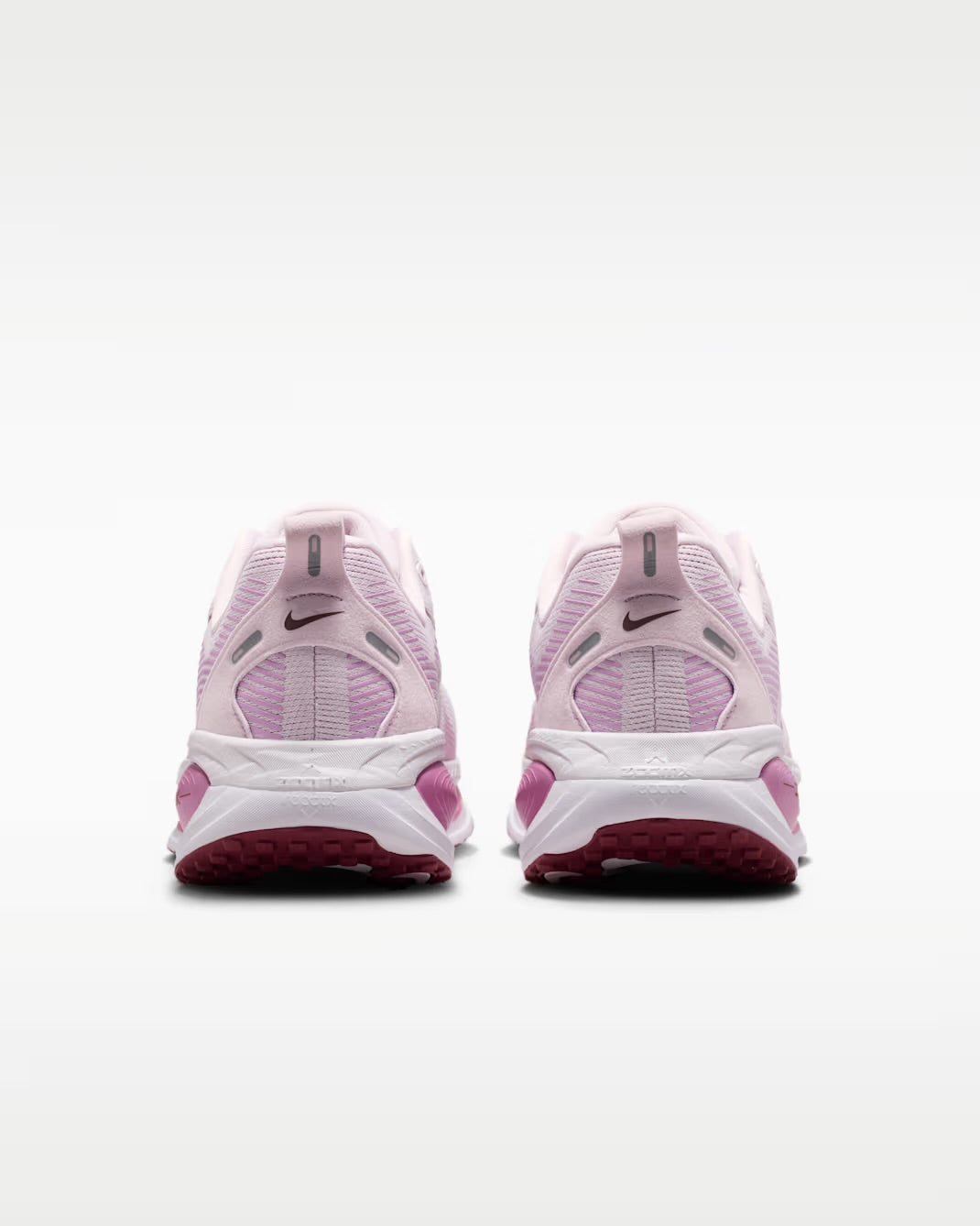 Nike Vomero 18 - Womens