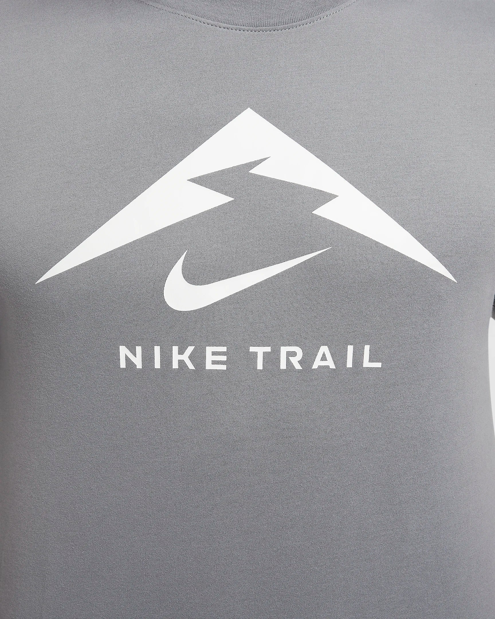 Nike DRI FIT Trail Logo T-shirt - Mens