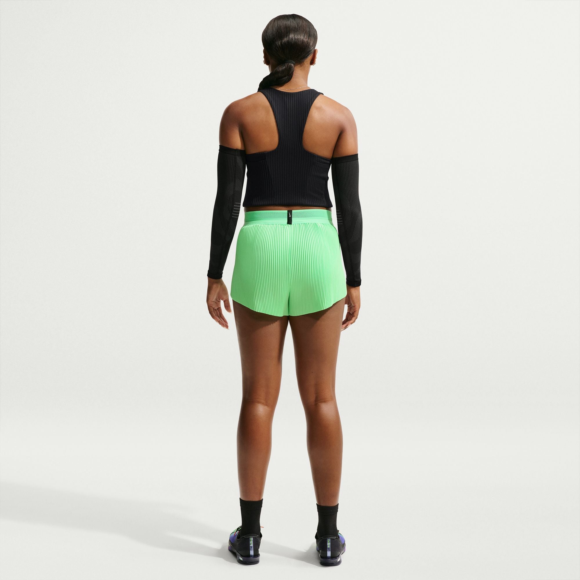 Nike Dri-FIT ADV Cropped Running Tank Top with Pockets - Womens