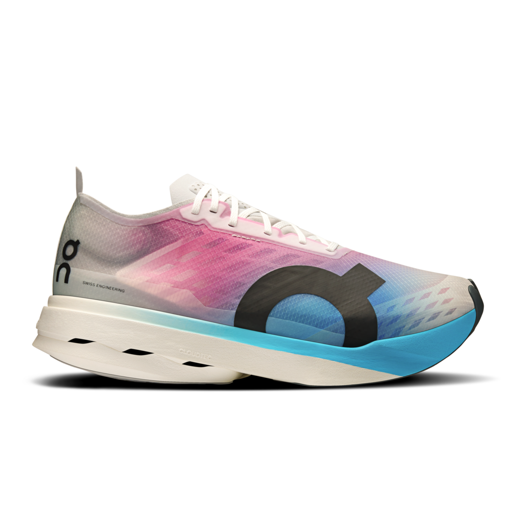 ON Cloudboom Strike - Mens