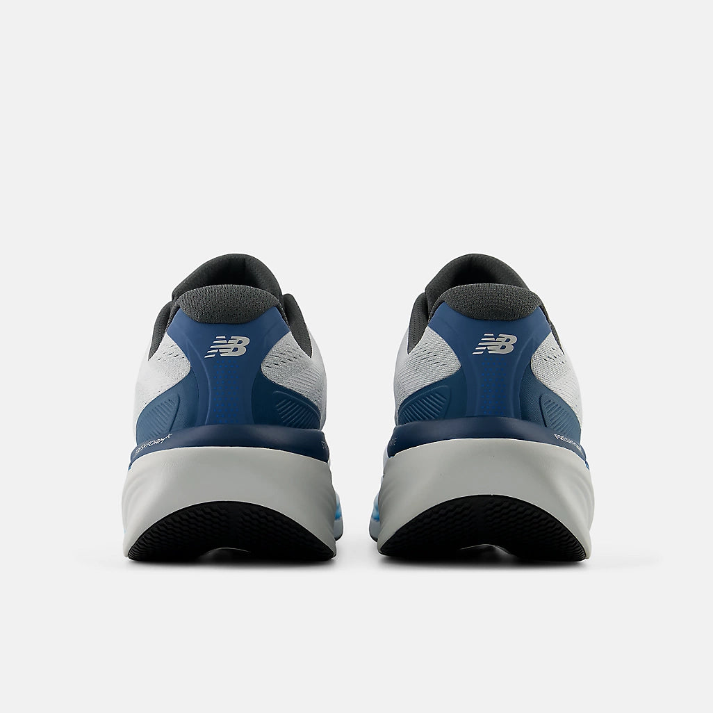 New Balance 860 v15 - Mens