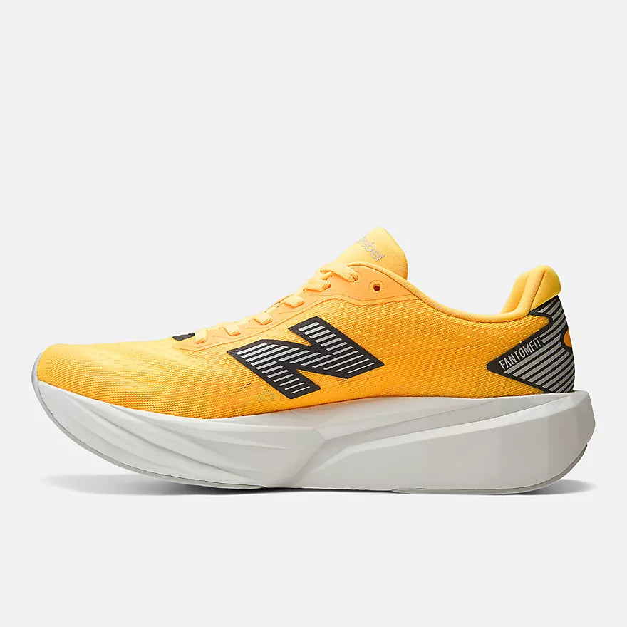 New Balance FuelCell Rebel V5 - Mens