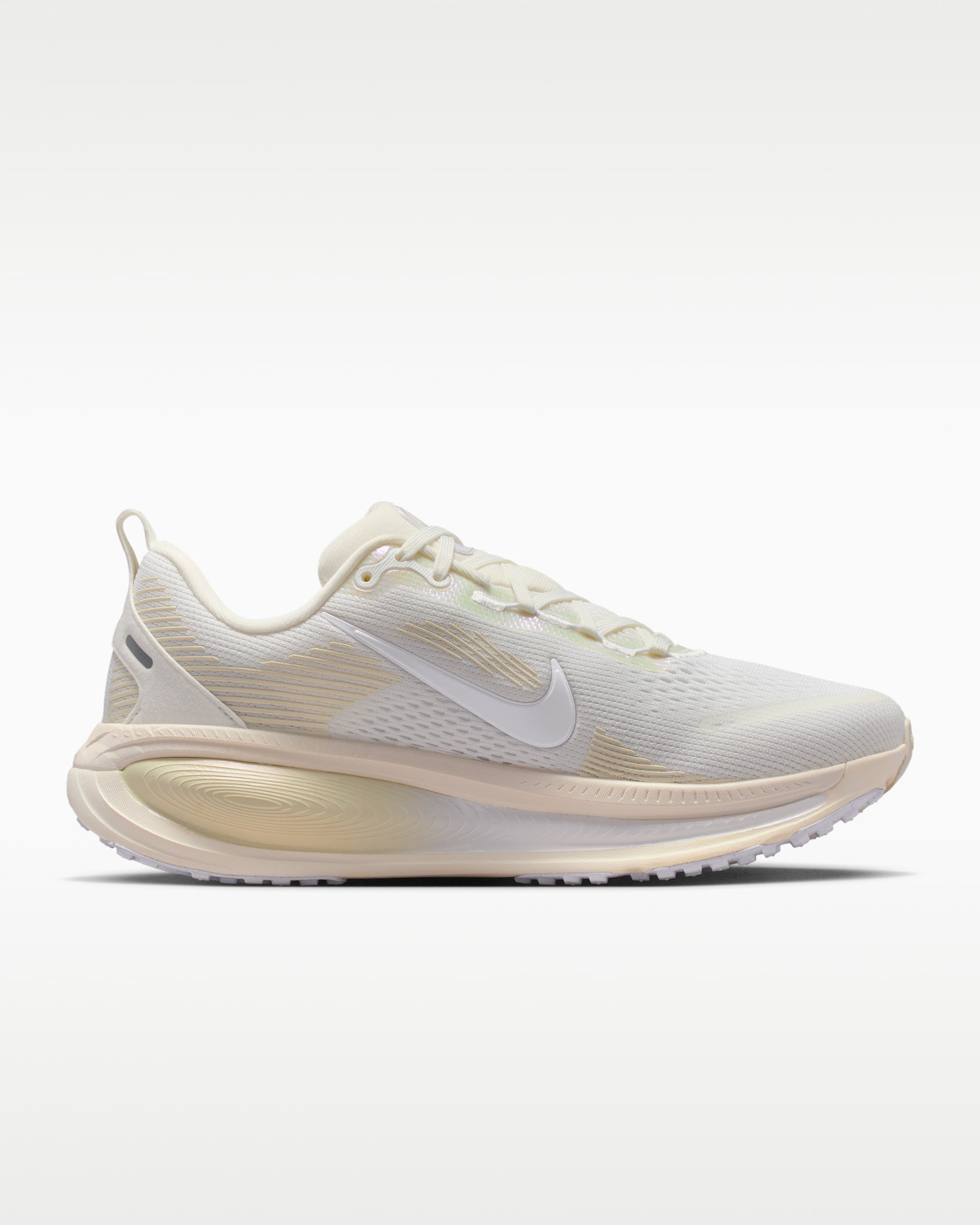 Nike Vomero 18 (Essential)- Womens