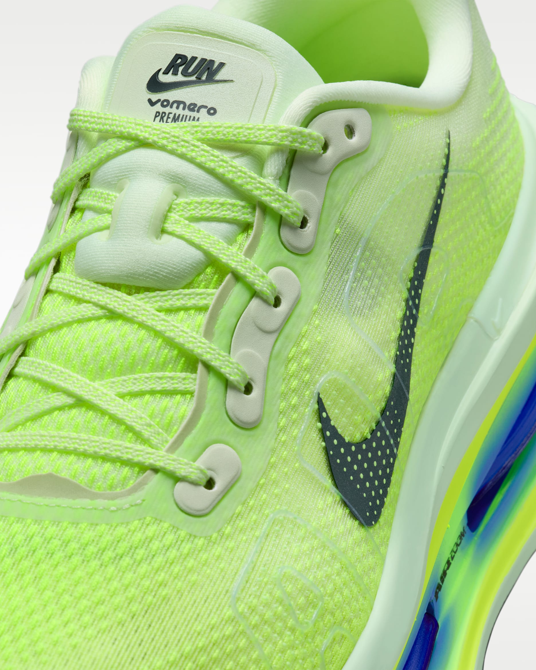 Nike Vomero Premium - Mens