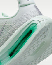 Nike Vomero Premium - Womens
