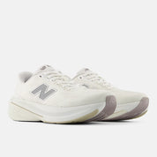 New Balance 860 v15 - Womens