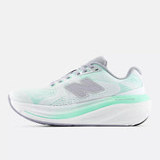 New Balance 860 v15 - Womens