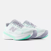 New Balance 860 v15 - Womens