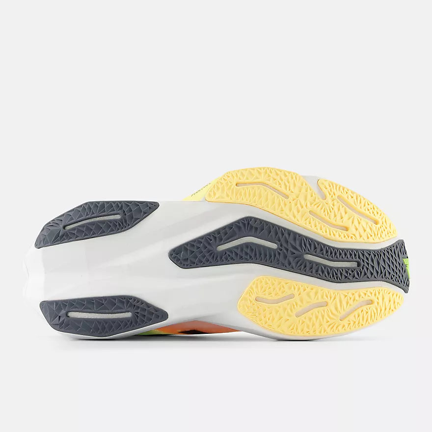 New Balance FuelCell Rebel V4 - Womens (LAST PAIR)